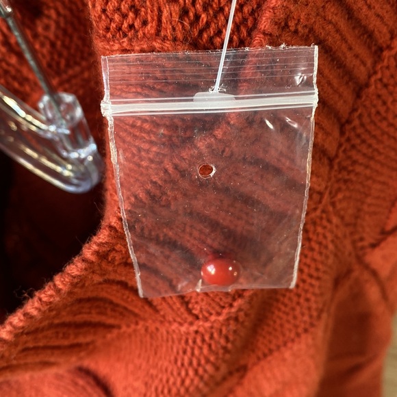 G.I.L.I. Asymmetrical mock neck cable knit sweater. NWT. Open shoulder. - Picture 9 of 9